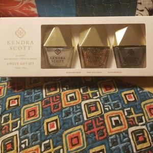 Kendra Scott 3 piece nail lacquer